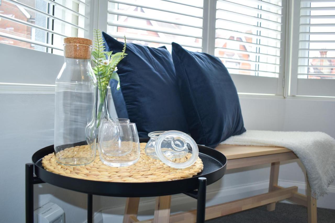 Stylish 3 Bed Flat With Garden Appartement Londen Buitenkant foto