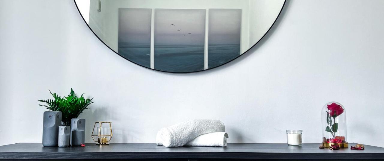 Stylish 3 Bed Flat With Garden Appartement Londen Buitenkant foto