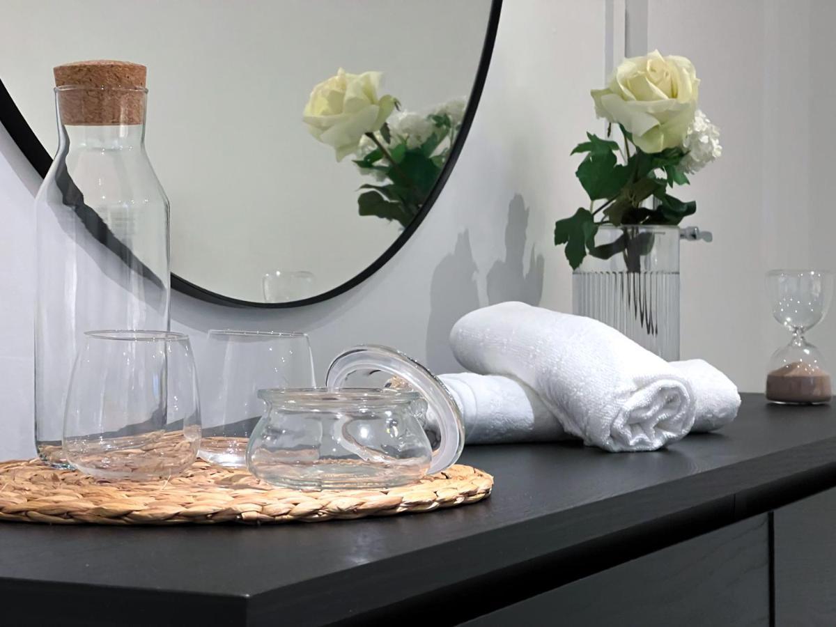 Stylish 3 Bed Flat With Garden Appartement Londen Buitenkant foto