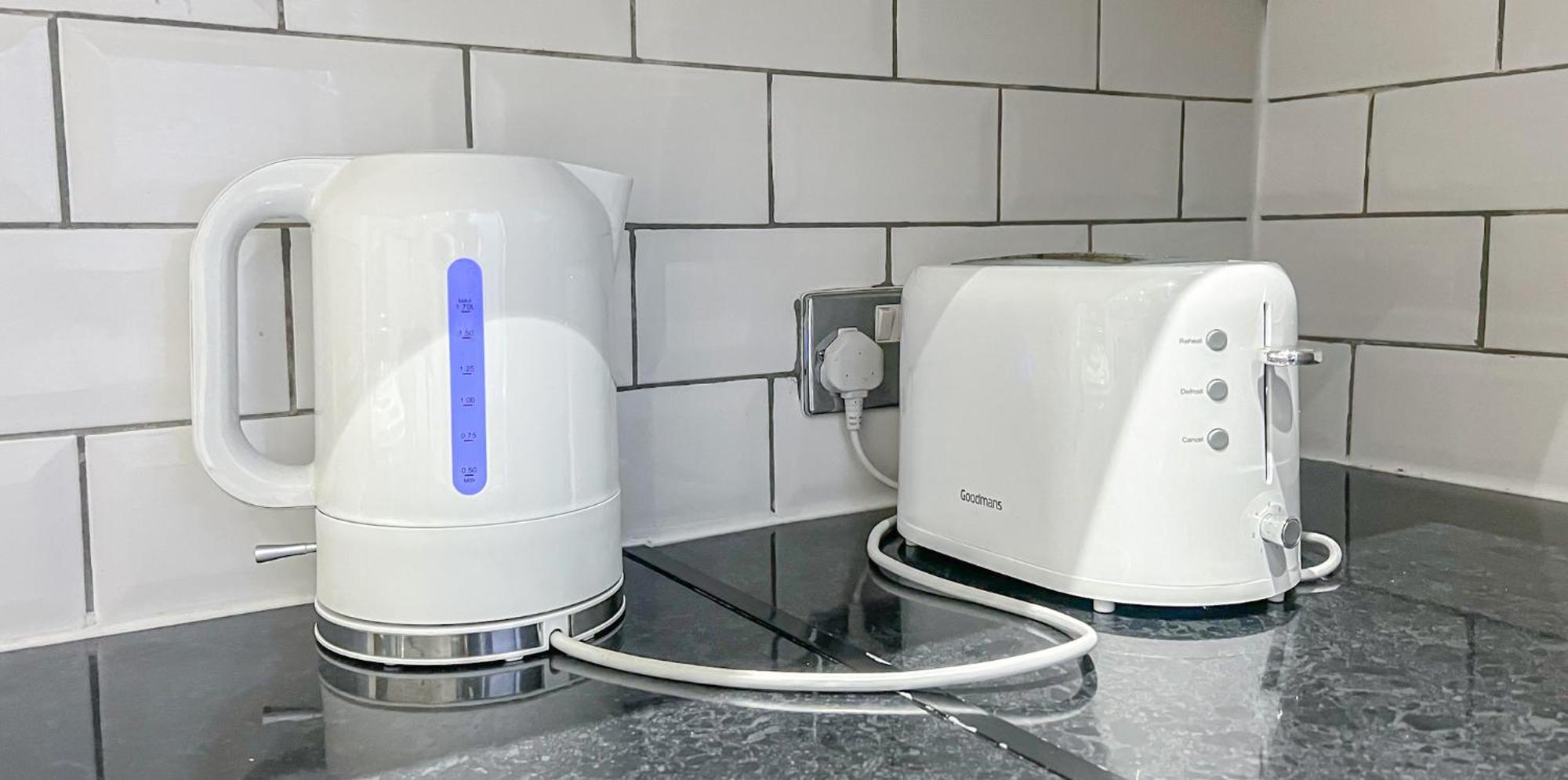 Stylish 3 Bed Flat With Garden Appartement Londen Buitenkant foto